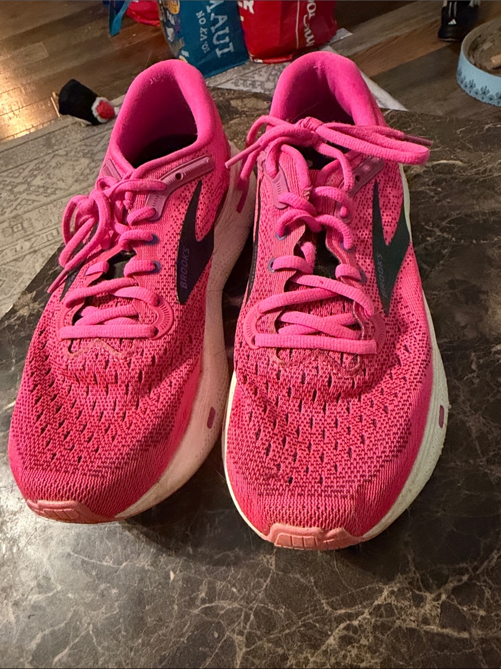 Brooks Women's Pink Athletic Running Shoes
